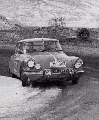 Rob Slotemaker - Ferry Van Der Geest
36º Rallye Automobile de Monte-Carlo 1967. Citröen DS 21 (9668 TM 75). Clasificado 52º.

Del 14 al 20 de Enero, Monaco.
Superficie: asfalto - nieve.

Se inscribieron 221 equipos, tomaron la salida 195, finalizaron 92.@
Palabras clave: Citroen;DS21;Montecarlo;1967;nieve