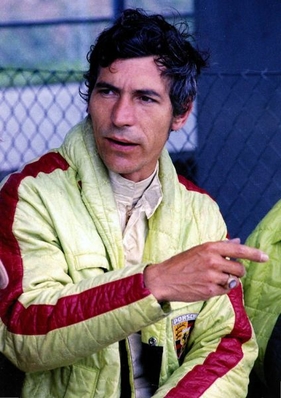 Victor (Vic) Elford - David Stone
37º Rallye Automobile Monte-Carlo 1968. Porsche 911 T (S-C 9166). Clasificado 1º.
Copiloto David Stone.

Del 20 al 25 de Enero, Monte-Carlo.
Superficie: asfalto - nieve.
Tomaron la salida 200 equipos, finalizaron 79.@
Palabras clave: ;Porsche;Montecarlo;1968;Personajes