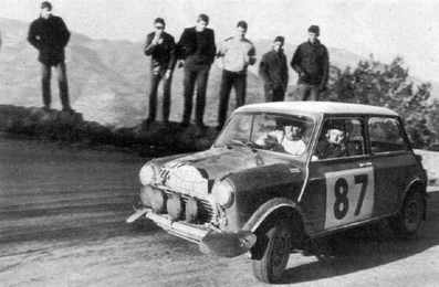 Paddy Hopkirk - Ron Crellin
37º Rallye Automobile Monte-Carlo 1968. BMC Mini Cooper S 1275 (ORX 777F). Clasificado 5º.

Del 20 al 25 de Enero, Monte-Carlo.
Superficie: asfalto - nieve.
Tomaron la salida 200 equipos, finalizaron 79.@
Palabras clave: Paddy_Hopkirk;Ron_Crellin;Mini;Montecarlo;1968