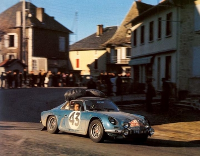 Gérard Larrousse - Marcel Callewaert
37º Rallye Automobile de Monte-Carlo 1968. Alpine-Renault A110 1300G (279 UN 75). Clasificado 48º.

Del 20 al 25 de Enero, Monte-Carlo.
Superficie: asfalto - nieve.

Tomaron la salida 200 equipos, finalizaron 79.@
Palabras clave: Renault;Montecarlo;1968