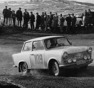 Eberhard Asmus - Helmut Piehler
37º Rallye Automobile de Monte-Carlo 1968. Trabant 600 (XK 28.74). Clasificado 75º.

Del 20 al 25 de Enero, Monte-Carlo.
Superficie: asfalto - nieve.

Tomaron la salida 200 equipos, finalizaron 79.@
Palabras clave: Trabant;Montecarlo;1968