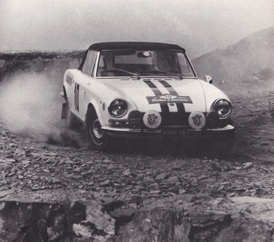 Mario Mannucci - Bruno Scabini
10º Rally San Remo 1968. Fiat 124 Rallye Spider. Abandonó.

Del 6 al 10 de Marzo, Sanremo.

Superficie: asfalto. 

El Rally tenia 160.70 km cronometrados divididos en 19 tramos especiales.

Tomaron la salida 72, finalizaron 31.

Photo by Achille Lampo
@
Palabras clave: ;Fiat;Sanremo;1968