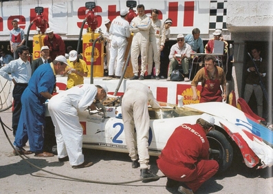 Victor (Vic) Elford - Umberto Maglioli
53º Targa Florio 1969. Porsche 908-02. Clasificado 2º.@
Palabras clave: ;Porsche;Targa_Florio;1969