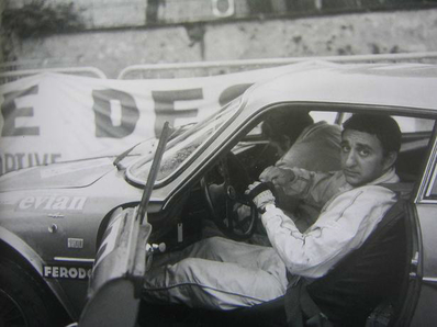 Jean-Pierre Nicolas - Claude Roure
30º Coupe des Alpes 1969. Alpine-Renault A110 1300. Clasificado 6º.

Del 1 al 6 de Octubre, Marseille - Evian - Juan les Pins, Francia.
Superficie: asfalto.

Tomaron la salida 66 equipos, finalizaron 25.@
Palabras clave: Renault;Alpine;Alpes;1969;Personajes