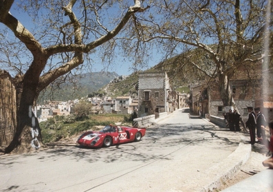 Nino Vaccarella - Andrea de Adamich
60º Targa Florio 1969. Alfa Romeo T33-2 2.5. Clasificado 39º.@
Palabras clave: Targa_Florio;1969