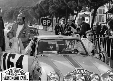 Enrico Re - Mici
38º Rallye Automobile de Monte-Carlo 1969. Fiat 850 Bertone (TO A81475). Clasificado 44º.

Del 17 al 24 de Enero, Monte-Carlo.
Superficie: asfalto - nieve.

El Rally tenia un total de 225.00 km cronometrados.

Se inscribieron 211 equipos, tomaron la salida 183, finalizaron 44.@
Palabras clave: Fiat;Bertone;Montecarlo;1969;Personajes