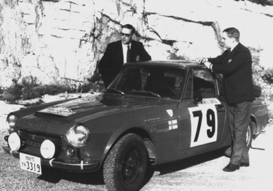 Risto Virtapuro - Charles Lindholm
38º Rallye Automobile de Monte-Carlo 1969. Datsun Fairlady SR311 (KNY5YA3319). Abandonó.

Del 17 al 24 de Enero, Monte-Carlo.
Superficie: asfalto - nieve.

El Rally tenia un total de 225.00 km cronometrados.

Se inscribieron 211 equipos, tomaron la salida 183, finalizaron 44.@
Palabras clave: Datsun;Montecarlo;1969;Personajes