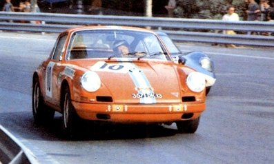 Estanislao Reverter
12 Horas de Barcelona de 1969. Porsche 911 R.
Reverter se turnaba en el volante con Jose Pavon.
Palabras clave: Estanislao_Reverter;Porsche;Barcelona;1969