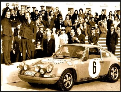 39º Rallye Automòbile de Monte-Carlo 1970
Björn Waldegård - Lars Helmér

Porsche 911 S (S-T 5704). Clasificado 1º.

Del 16 al 24 de Enero, Monte Carlo.
Superficie: asfalto - nieve

El Rally constaba de un total de 405.50 km cronometrados.

Se inscribieron 232 equipos, tomaron la salida 184, finalizaron 77.@
Palabras clave: Bjorn_Waldegard;Lars_Helmer;Porsche;Montecarlo;1970;Personajes