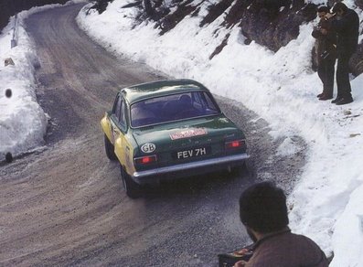 Jean-François Piot - Jean Todt
39º Rallye Automobile de Monte-Carlo 1970. 	Ford Escort Twin Cam (FEV 7H). Abandonó por la transmisión del coche.

Del 16 al 24 de Enero, Monte Carlo.
Superficie: asfalto - nieve

El Rally constaba de un total de 405.50 km cronometrados.

Se inscribieron 232 equipos, tomaron la salida 184, finalizaron 77.@
Palabras clave: Jean-François_Piot;Jean_Todt;Montecarlo;Ford;Nieve;1970