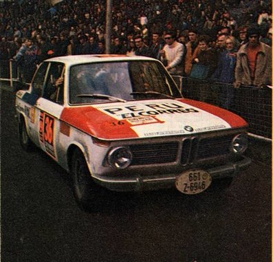 P.Kube - Lother Ranft
Daily Mirror London-Mexico World Cup Rally 1970. BMW 2002 TI. Abandonó en Ecuador, desconocemos el motivo.

Del 19 de Abril al 27 de Mayo, Londres - Mexico.
Superficie: tierra - asfalto.

ITINERARIO:
Reino Unido, Francia, Alemania Occidental, Austria, Hungría, Yugoslavia, Bulgaria, regreso a Yugoslavia, Italia, Sur de Francia, España, Portugal.
REINICIO:
Brasil, Uruguay, Argentina, Chile, regreso a Argentina, Bolivia, Perú, Ecuador, Colombia, Panamá, Costa Rica, Nicaragua, Honduras, El Salvador, Guatemala y México.

La prueba constaba de 29 tramos especiales con un total de 25.750.00 km incluyendo los tramos de enlace.

Tomaron la salida 96 equipos, finalizaron 26.
@
Palabras clave: P.Kube;Lother_Ranft;Londres-Mexico;BMW;2002;1970