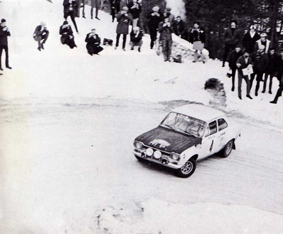 Hannu Mikkola - Gunnar Palm
39º Rallye Automobile de Monte-Carlo 1970. Ford Escort Twin Cam (FEV 5H). Abandonó por la caja de cambios.

Del 16 al 24 de Enero, Monte Carlo.
Superficie: asfalto - nieve

El Rally constaba de un total de 405.50 km cronometrados.

Se inscribieron 232 equipos, tomaron la salida 184, finalizaron 77.@
Palabras clave: ;Gunnar_Palm;Ford;Escort;MKI;Montecarlo;1970;nieve