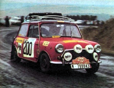 Victor Ochoa Dominguez - Lazcano Hernandez
39º Rallye Automobile de Monte-Carlo 1970. BMC Mini Cooper (M-799943). Abandonó.

Del 16 al 24 de Enero, Monte Carlo.
Superficie: asfalto - nieve

El Rally constaba de un total de 405.50 km cronometrados.

Se inscribieron 232 equipos, tomaron la salida 184, finalizaron 77.@
Palabras clave: Mini;Cooper;Montecarlo;1970
