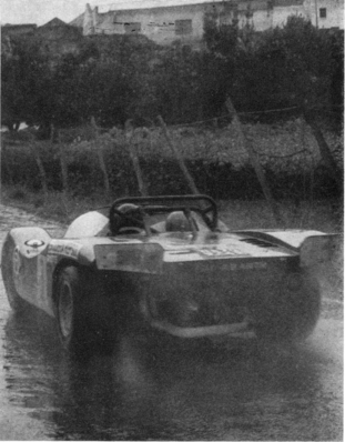 Alberto Ruiz-Giménez - Enrique de Sauto
8º Rallye Costa de Sol 1971. Fiat Abarth 2000 Gr.6 (Escuderi­a Repsol). Clasificado 1º.

Del 7 al 8 de Diciembre, Almerí­a. Coef.4,2.

El Rally tenia un total de 559,1 Km de los que 129,9 Km divididos en 12 tramos eran especiales.

Se inscribieron 83 equipos, tomaron la salida 63, finalizaron 34.
Palabras clave: Fiat;Abarth;Almería;Costa_Sol;1971
