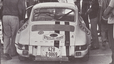 Alberto Ruiz-Giménez - Rizos Muñoz
3º Rallye Internacional del Sherry 1971. Porsche 911 S (Escuderi­a Repsol). Clasificado 2º.

Una prueba de 1800 kilómetros, 42 horas seguidas con sólo 5 horas de descanso en dos neutralizaciones.

21-23 Setiembre. Coef.3

El Rally tenia un total de 1800 Km de los que 192,1 divididos en 17 tramos eran especiales.

Se inscribieron 58 equipos, tomaron la salida 44, finalizaron 13.
@
Palabras clave: Porsche;Sherry;1971