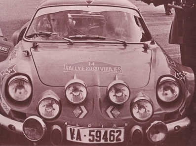 Lucas Sainz - Juan Carlos Oñoro
13º Rally 2000 Viratges 1971. Alpine-Renault A110 1500 (FASA-Renault). Clasificado 3º.

27-28 Noviembre. Coef.5

El Rally tenia un total de 594,7 Km incluyendo 14 tramos cronometrados.

Tomaron la salida 67, finalizaron 36.
Palabras clave: Alpine;Renault;2000_Viratges;1971