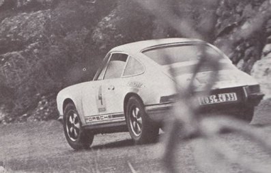 Marc Etchebers - Lòpez
8º Rally Costa del Sol 1971, Porsche 911 S 2.2, Clasificado 5º.

Del 7 al 8 de Diciembre, Almerí­a. Coef.4,2.

El Rally tenia un total de 559,1 Km de los que 129,9 Km divididos en 12 tramos eran especiales.

Se inscribieron 83 equipos, tomaron la salida 63, finalizaron 34.
Palabras clave: Marc_Etchebers;Lòpez;Costa_Sol;Almería;Porsche;1971