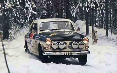 Per-Inge Walfridsson - Kjell Nilsson
22º International Swedish Rally 1971. Volvo 122 (S 9469). Clasificado 11º.

Del 17 al 21 de Febrero, Göteborg, Suecia.
Superficie: nieve - hielo.

Tomaron la salida 114 equipos, finalizaron 53.@
Palabras clave: Volvo;1971;Suecia