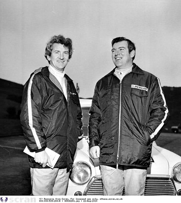 Andrew Cowan - Johnstone Syer
40º Rallye Automobile de Monte-Carlo 1971. BMC Mini Cooper S (URX 550G). Clasificado 21º.
Del 22 al 29 de Enero, Monte-Carlo.
Superficie: asfalto - nieve con 455,90 km cronometrados.
Para el tramo final, Col des Banquettes - Col de la Madonne de Gorbio de 28.00 km calificaron 60 equipos, a partir de la posición 23 los equipos fueron clasificados oficialmente hasta el 30.
Se inscribieron 282 equipos, tomaron la salida 224, finalizaron 30.@
Palabras clave: ;Mini;Cooper;Montecarlo;1971;Personajes