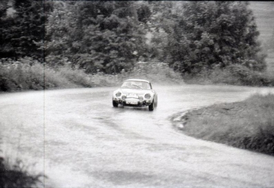 Jacques Panciatici - Jean Claude Salles
31º Coupe des Alpes 1971. Alpine-Renault A110.
Clasificado 8º para el Criteriums France Championship (coef 4).

Del 25 al 26 de Junio, Uriage-Marseille.
Superficie: asfalto.

La prueba tenia un total de 1420.00 km de los que 800.00 km eran cronometrados.

No sabemos cuantos equipos tomaron la salida, finalizaron 36.@
Palabras clave: Renault;Alpine;Alpes;1971