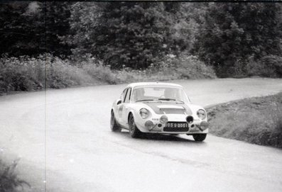 Francis Cossuta - Joël Petit
31º Coupe des Alpes 1971. Simca CG (1059 QD 51).
Clasificado 19º para el Criteriums France Championship (coef 4).

Del 25 al 26 de Junio, Uriage-Marseille.
Superficie: asfalto.

La prueba tenia un total de 1420.00 km de los que 800.00 km eran cronometrados.

No sabemos cuantos equipos tomaron la salida, finalizaron 36.@
Palabras clave: Simca;Alpes;1971