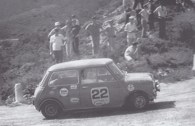 Manuel Carballo - José Posada
5º Rallye de Orense 1971. Authi Mini. Abandonò.
19-20 Junio. Coef.4
El Rally tenia un total de 598 Km de los que 112,4 Km divididos en 14 tramos, earn especiales.
Se inscribieron 58 participantes, tomaron la salida 42, finalizaron 27.
Palabras clave: Mini;Orense;1971