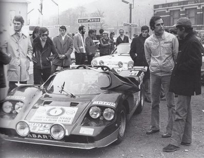 XXIII Tour de Bélgica 1971
Prueba de 1.720 km.
Sandro Munari - Mario Mannucci con el Abarth/Osella 2000-Sport/Proto (Cedida por Osella para Munari-Mannucci).
Lideraron la prueba con desahogo hasta su abandono por problemas eléctricos.
A partir de entonces se desataba una feroz lucha entre los Alpine-Renault A-110/1600-S de Jean-Marie Jacquemin y Bernard Darniche, clasificà¡ndose por ese orden.
Mà¡s atrà¡s lo harà­an el polaco Sobieslaw Zasada (BMW 2002-Ti), René Tricot (Opel Commodore GS/E 2.6), Charles van Stalle (el à­nclito "CHAVAN" y su Datsun 240-Z).
Palabras clave: Tour_Belgica;Osella;Abarth;Sport;Prototipo;1971;Personajes