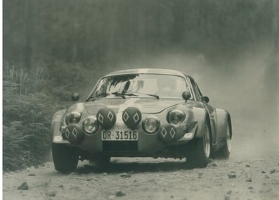 Estanislao Reverter - Antonio Reverter
10º Rally Rias Baixas 1972. Alpine-Porsche (Alpinche). Clasificado 1º.@
Palabras clave: Estanislao_Reverter;Antonio_Reverter;Rias_Baixas;Alpinche;Porsche;Alpine;1972