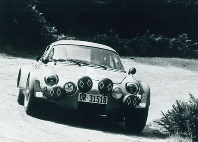 Estanislao Reverter - Antonio Reverter
10º Rally Rà­as Baixas 1972, Alpine-Porsche (Alpinche), Clasificado 1º@
Palabras clave: Estanislao_Reverter;Antonio_Reverter;Rias_Baixas;Alpinche;Porsche;Alpine;1972