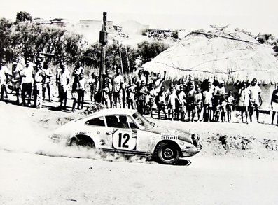 Sobieslaw Zasada - Marian Bien
20º East African Safari Rally 1972. Porsche 911 S. Clasificado 2º.

Del 30 de Marzo al 3 de Abril, Dar es Salaam (Tanzania).
Superficie: tierra.

Desconocemos de cuantos kilómetros constaba la prueba.

Tomaron la salida 85 equipos, finalizaron 18.@
Palabras clave: Sobieslaw_Zasada;Porsche;Safari;1972