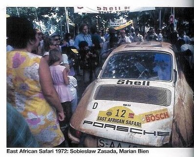 Sobieslaw Zasada - Marian Bien
20º East African Safari Rally 1972. Porsche 911 S. Clasificado 2º.

Del 30 de Marzo al 3 de Abril, Dar es Salaam (Tanzania).
Superficie: tierra.

Desconocemos de cuantos kilómetros constaba la prueba.

Tomaron la salida 85 equipos, finalizaron 18.@
Palabras clave: Sobieslaw_Zasada;Porsche;Safari;1972