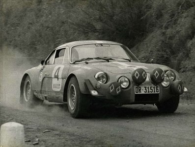 Estanislao Reverter - Antonio Reverter
4º Rally Sherry 1972. Alpine-Porsche (Alpinche). Clasificado 3º.@
Palabras clave: Estanislao_Reverter;Antonio_Reverter;Sherry;Alpinche;Porsche;Alpine;1972;Lalao