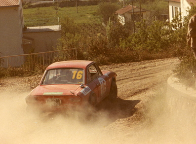 Gianni Besozzi - Alessandro Brusati
5º Rally dell'Isola d'Elba - 10º Trofeo Bettoja 1972. Lancia Fulvia 1.6 Coupé HF. Clasificado 9º.

Del 6 al 8 de Abril, Portoferraio.
Superficie: tierra.

El Rally tenia un total de 194.08 km cronometrados divididos en 2 etapas y 26 tramos especiales.

Tomaron la salida 107 equipos, finalizaron 27.@
Palabras clave: Lancia;Elba;1972