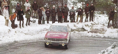 Jean Ragnotti - Pierre Thimonier
41º Rallye Automobile de Monte-Carlo 1972. Opel Ascona 1.9 (1970 XT 75). Clasificado 9º.

Del 21 al 28 de Enero, Monte-Carlo.
Superficie: asfalto - nieve.

El Rally constaba de 2 etapas y 437.50 km cronometrados divididos en 16 tramos especiales.

Se inscribieron 299 equipos, tomaron la salida 264, finalizaron 40.@
Palabras clave: ;Opel;Ascona;Montecarlo;1972