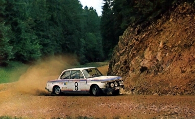 Achim Warmbold - Jean Todt
44º Österreichische Alpenfahrt 1973. BMW 2002 Tii (M-LP 251). Clasificado 1º.

Del 12 al 14 de Septiembre, Baden, Austria.
Superficie: tierra.

El Rallye tenia un total de 2,314.50 km de los que 324,50 km divididos en 31 tramos eran especiales (2 de ellos fueron cancelados, SS2 y SS22).

Se inscribieron 97 equipos, tomaron la salida 97, finalizaron 25.@
Palabras clave: ;Jean_Todt;Austria;BMW;1973
