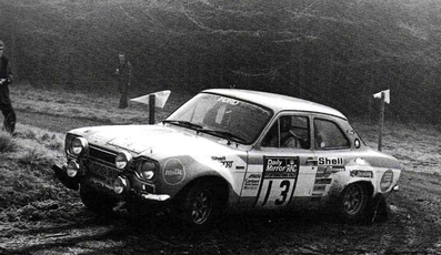 Timo Mäkinen - Henry Liddon
22º Daily Mirror RAC Rally 1973. Ford Escort RS1600 MKI (OOO 98M). Clasificado 1º.

Del 17 al 21 de Noviembre, London, York, Inglaterra.
Superficie: tierra - barro.

El Rally tenia un total de 3020 km de los que 540.02 km divididos en 80 tramos eran especiales.
10 de ellos fueron cancelados:
SS4 Bildworth de 2.41 km
SS5 Harlow de 2.41 km
SS8 Common de 3.22 km
SS9 Quarry de 2.41 km
SS10 Ludlow de 3.22 km
SS54 Rest and Be Thankful de 1.61 km
SS55 Strachur de 4.83 km
SS56 Loch Eck de 3.22 km
SS57 Loch Eckside de 9.66 km
SS58 Ardgartan de 4.83 km

Se inscribieron 241 equipos, tomaron la salida 198, finalizaron 91.@
Palabras clave: Timo_Makinen;Ford;Escort;MKI;1973;RAC_Rally;Daily_Mirror;MKI