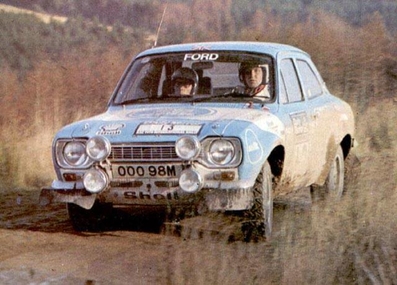 Timo Mäkinen - Henry Liddon
22º Daily Mirror RAC Rally 1973. Ford Escort RS1600 MKI (OOO 98M). Clasificado 1º.

Del 17 al 21 de Noviembre, London, York, Inglaterra.
Superficie: tierra - barro.

El Rally tenia un total de 3020 km de los que 540.02 km divididos en 80 tramos eran especiales.
10 de ellos fueron cancelados:
SS4 Bildworth de 2.41 km
SS5 Harlow de 2.41 km
SS8 Common de 3.22 km
SS9 Quarry de 2.41 km
SS10 Ludlow de 3.22 km
SS54 Rest and Be Thankful de 1.61 km
SS55 Strachur de 4.83 km
SS56 Loch Eck de 3.22 km
SS57 Loch Eckside de 9.66 km
SS58 Ardgartan de 4.83 km

Se inscribieron 241 equipos, tomaron la salida 198, finalizaron 91.@
Palabras clave: Timo_Makinen;Ford;Escort;MKI;1973;RAC_Rally;Daily_Mirror;MKI