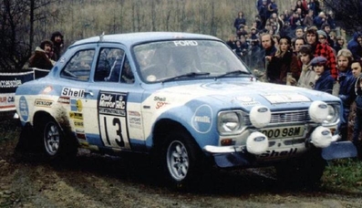 Timo Mäkinen - Henry Liddon
22º Daily Mirror RAC Rally 1973. Ford Escort RS1600 MKI (OOO 98M). Clasificado 1º.

Del 17 al 21 de Noviembre, London, York, Inglaterra.
Superficie: tierra - barro.

El Rally tenia un total de 3020 km de los que 540.02 km divididos en 80 tramos eran especiales.
10 de ellos fueron cancelados:
SS4 Bildworth de 2.41 km
SS5 Harlow de 2.41 km
SS8 Common de 3.22 km
SS9 Quarry de 2.41 km
SS10 Ludlow de 3.22 km
SS54 Rest and Be Thankful de 1.61 km
SS55 Strachur de 4.83 km
SS56 Loch Eck de 3.22 km
SS57 Loch Eckside de 9.66 km
SS58 Ardgartan de 4.83 km

Se inscribieron 241 equipos, tomaron la salida 198, finalizaron 91.@
Palabras clave: Timo_Makinen;Ford;Escort;MKI;1973;RAC_Rally;MKI