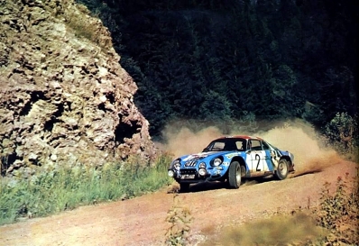 Bernard Darniche - Alain Mahé
44º Österreichische Alpenfahrt 1973. Renault-Alpine A110 1800 (6886 HM 76). Clasificado 2º.

Del 12 al 14 de Septiembre, Baden, Austria.
Superficie: tierra.

El Rallye tenia un total de 2,314.50 km de los que 324,50 km divididos en 31 tramos eran especiales (2 de ellos fueron cancelados, SS2 y SS22).

Se inscribieron 97 equipos, tomaron la salida 97, finalizaron 25.@
Palabras clave: ;Austria;Renault;Alpine;A110;1973