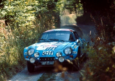 Bernard Darniche - Alain Mahé
44º Österreichische Alpenfahrt 1973. Renault-Alpine A110 1800 (6886 HM 76). Clasificado 2º.

Del 12 al 14 de Septiembre, Baden, Austria.
Superficie: tierra.

El Rallye tenia un total de 2,314.50 km de los que 324,50 km divididos en 31 tramos eran especiales (2 de ellos fueron cancelados, SS2 y SS22).

Se inscribieron 97 equipos, tomaron la salida 97, finalizaron 25.@
Palabras clave: ;Austria;Renault;Alpine;A110;1973