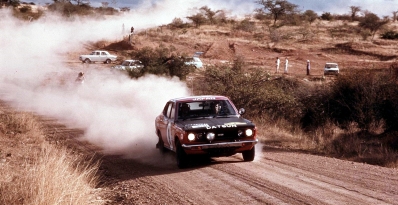 Harry Källström - Claes Billstam
21º East African Safari Rally 1973. Datsun 1800SSS (TKS55YA9191). Clasificado 2º.

Del 19 al 23 de Abril, Nairobi, Kenya.
Superficie: tierra

Se inscribieron 89 equipos, tomaron la salida 89, finalizaron 18.@
Palabras clave: ;Claes_Billstam;Datsun;Safari;1973