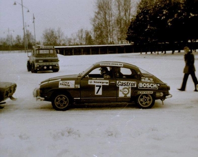 Per Eklund - Rolf Carlsson
24º International Swedish Rally 1973. Saab 96 V4 (ENW 084). Clasificado 2º.

1973 fue el único año en la historia del Rally de Suecia en el que no se permitieron neumáticos con clavos.

Del 15 al 18 de Febrero, Karlstad , Suecia.
Superficie: nieve - hielo.

El Rally tenia un total de 802.00 km cronometrados divididos en 3 etapas y 37 tramos especiale (5 de ellos fue cancelado SS11 Stöllet - Stöllet de 20.00 km, SS17, SS18, SS19 y SS31 Stöllet - Stöllet 2 de 20.00 km).

Tomaron la salida 136 equipos, finalizaron 40.
@
Palabras clave: ;Saab;Suecia;1973;nieve