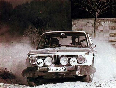 Björn Waldegard - Hans Thorszelius
44º Österreichische Alpenfahrt 1973. BMW 2002 Tii (M-LP 249). Clasificado 4º.

Del 12 al 14 de Septiembre, Baden, Austria.
Superficie: tierra.

El Rallye tenia un total de 2,314.50 km de los que 324,50 km divididos en 31 tramos eran especiales (2 de ellos fueron cancelados, SS2 y SS22).

Se inscribieron 97 equipos, tomaron la salida 97, finalizaron 25.@
Palabras clave: ;Hans_Thorszelius;BMW;Austria;1973
