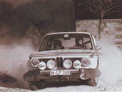 Björn Waldegard - Hans Thorszelius
44º Österreichische Alpenfahrt 1973. BMW 2002 Tii (M-LP 249). Clasificado 4º.

Del 12 al 14 de Septiembre, Baden, Austria.
Superficie: tierra.

El Rallye tenia un total de 2,314.50 km de los que 324,50 km divididos en 31 tramos eran especiales (2 de ellos fueron cancelados, SS2 y SS22).

Se inscribieron 97 equipos, tomaron la salida 97, finalizaron 25.@
Palabras clave: ;Hans_Thorszelius;BMW;Austria;1973