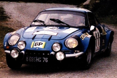 Francis Serpaggi - Felix Mariani
17º Tour de Corse 1973. Alpine-Renault A110 1800 (8695 HG 76). Clasificado 5º.

Del 1 al 2 de Diciembre, Ajaccio, Córcega, Francia.
Superficie: asfalto - nieve.

El Rally tenia un total de 1080 km de los que 511.70 km divididos en 21 tramos eran especiales.
8 de ellos fueron cancelados, de SS8 a SS15).
SS8 Argiusta - Forciolo de 15.40 km.
SS9 Bottacina - Cortichiato de 10.50 km.
SS10 Tavera - Bastelica de 17.10 km.
SS11 Bastelica - Cauro de 18.80 km.
SS12 Panelca - Ghisoni de 34.60 km.
SS13 Ghisoni - Cross de 16.60 km.
SS14 Muracciole - Rospigliani de 13.00 km.
SS15 Ponte Leccia - Morosaglia de 13.90 km.

Se inscribieron 50 equipos, tomaron la salida 50, finalizaron 22.
@
Palabras clave: ;Renault;Alpine;Corse;Corcega;1973