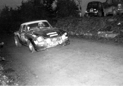 Sergio Barbasio - Bruno Scabini
15º Rally Sanremo 1973. Fiat 124 Abarth Rallye. Clasificado 5º.

Del 10 al 13 de Octubre, Sanremo, Liguria, Imperia, Italia.
Superficie: asfalto - tierra.

El Rally tenia un total de 1791.00 km, de los que 369.30 km divididos en 37 tramos eran especiales (2 de ellas fueron canceladas, SS11 y SS16 Del Serre 1 y 2 de 7.5 km).

Se inscribieron 120 equipos, tomaron la salida 107, finalizaron 36.
Palabras clave: Sanremo;Fiat;Abarth;1973