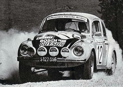 Richard Anthony (Tony) Fall - Mike Wood
44º Österreichische Alpenfahrt 1973. Volkswagen 1303S (S122.056). Clasificado 10º.

Del 12 al 14 de Septiembre, Baden, Austria.
Superficie: tierra.

El Rallye tenia un total de 2,314.50 km de los que 324,50 km divididos en 31 tramos eran especiales (2 de ellos fueron cancelados, SS2 y SS22).

Se inscribieron 97 equipos, tomaron la salida 97, finalizaron 25.@
Palabras clave: Tony_Fall;Volkswagen;Austria;1973