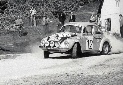 Richard Anthony (Tony) Fall - Mike Wood
44º Österreichische Alpenfahrt 1973. Volkswagen 1303S (S122.056). Clasificado 10º.

Del 12 al 14 de Septiembre, Baden, Austria.
Superficie: tierra.

El Rallye tenia un total de 2,314.50 km de los que 324,50 km divididos en 31 tramos eran especiales (2 de ellos fueron cancelados, SS2 y SS22).

Se inscribieron 97 equipos, tomaron la salida 97, finalizaron 25.@
Palabras clave: Tony_Fall;Volkswagen;Austria;1973