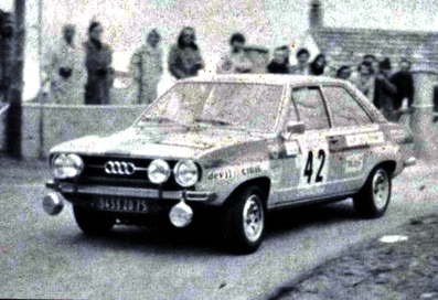 Yves Evard - Gilbert Carraz
17º Tour de Corse 1973. Audi 80 (5177 ZK 75). Clasificada 10º.

Del 1 al 2 de Diciembre, Ajaccio, Córcega, Francia.
Superficie: asfalto - nieve.

El Rally tenia un total de 1080 km de los que 511.70 km divididos en 21 tramos eran especiales.
8 de ellos fueron cancelados, de SS8 a SS15).
SS8 Argiusta - Forciolo de 15.40 km.
SS9 Bottacina - Cortichiato de 10.50 km.
SS10 Tavera - Bastelica de 17.10 km.
SS11 Bastelica - Cauro de 18.80 km.
SS12 Panelca - Ghisoni de 34.60 km.
SS13 Ghisoni - Cross de 16.60 km.
SS14 Muracciole - Rospigliani de 13.00 km.
SS15 Ponte Leccia - Morosaglia de 13.90 km.

Se inscribieron 50 equipos, tomaron la salida 50, finalizaron 22.
@
Palabras clave: Audi;Corcega;1973;mujeres;Corse;Womens