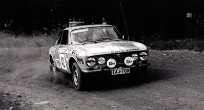 Jaakko Markula - Asko Nevalainen
23º Jyväskylän Suurajot - Rally of the 1000 Lakes 1973. Alfa Romeo 2000 GTV (TAJ-700). Clasificado 42º.

Del 3 al 5 de Agosto, Jyväskylä.
Superficie: tierra.

El Rally tenia un total de 2079.00 km de los que 517.20 km divididos en 43 tramos eran especiales.

Se inscribieron 122 equipos, tomaron la salida 109, finalizaron 55.@
Palabras clave: Alfa;Romeo;GTV;Finlandia;1973